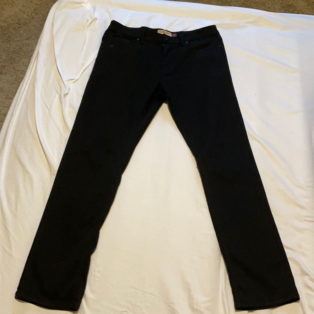 They are brand new great quality jeans never worn.
